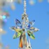 Schutzengel in light sapphire, peridot und crystal AB mit kl. Schmetterling in crystal AB – Bild 3