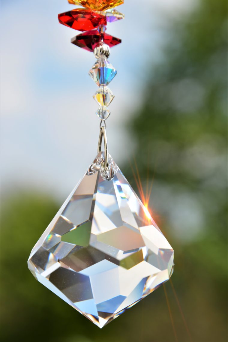 Sonnenfänger 'Indian Summer', Kegel 50 mm x 40 mm in crystal clear, Länge 48 cm, aus funkelnden Kristallen von Swarovski® – Bild 5