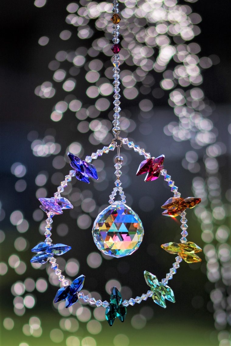 Sonnenfänger 'Rainbow-Circle' in crystal AB, Länge 38 cm, Kugel 30mm Ø, aus funkelnden Kristallen von Swarovski®